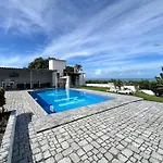 Condominio Tranquilo Com Vista Mar